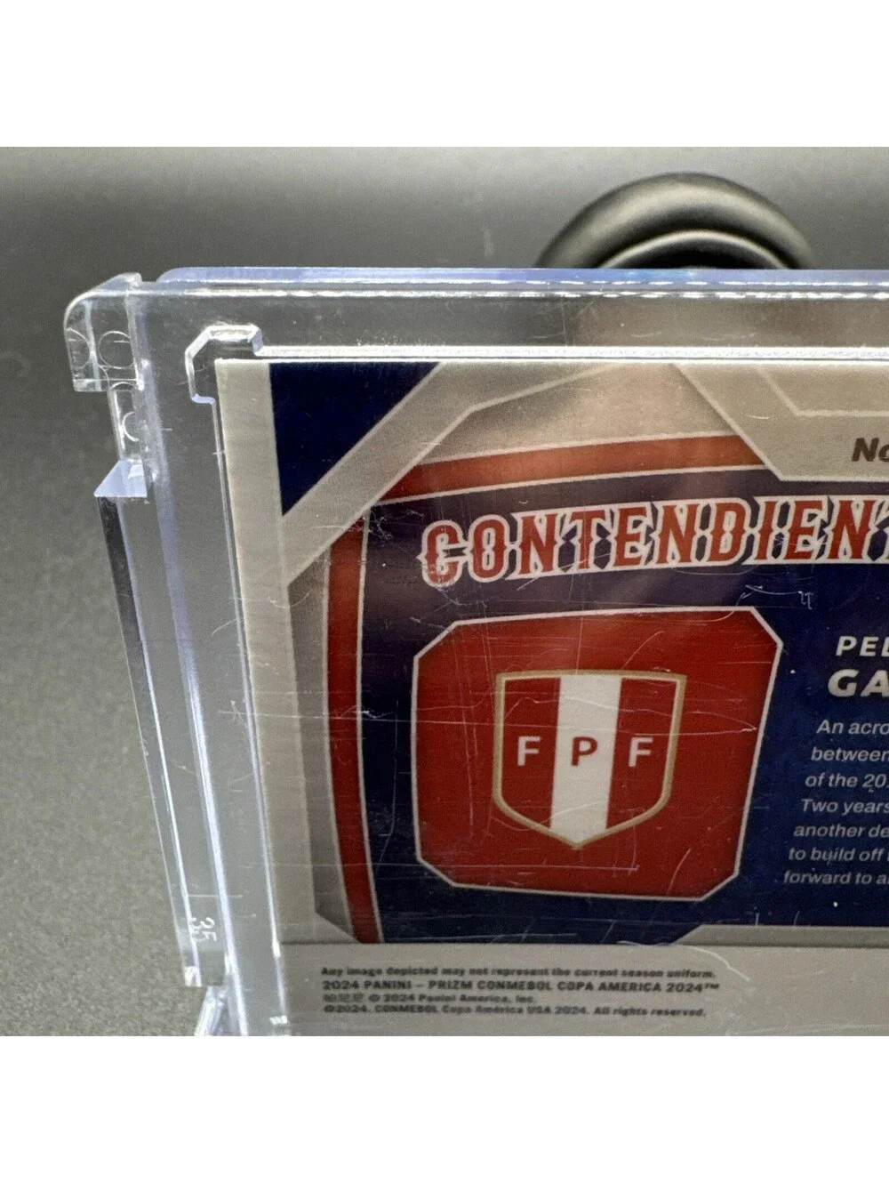 Pedro Gallese Panini Prizm Contendientes a la Copa No 32 - 2024 with Protector